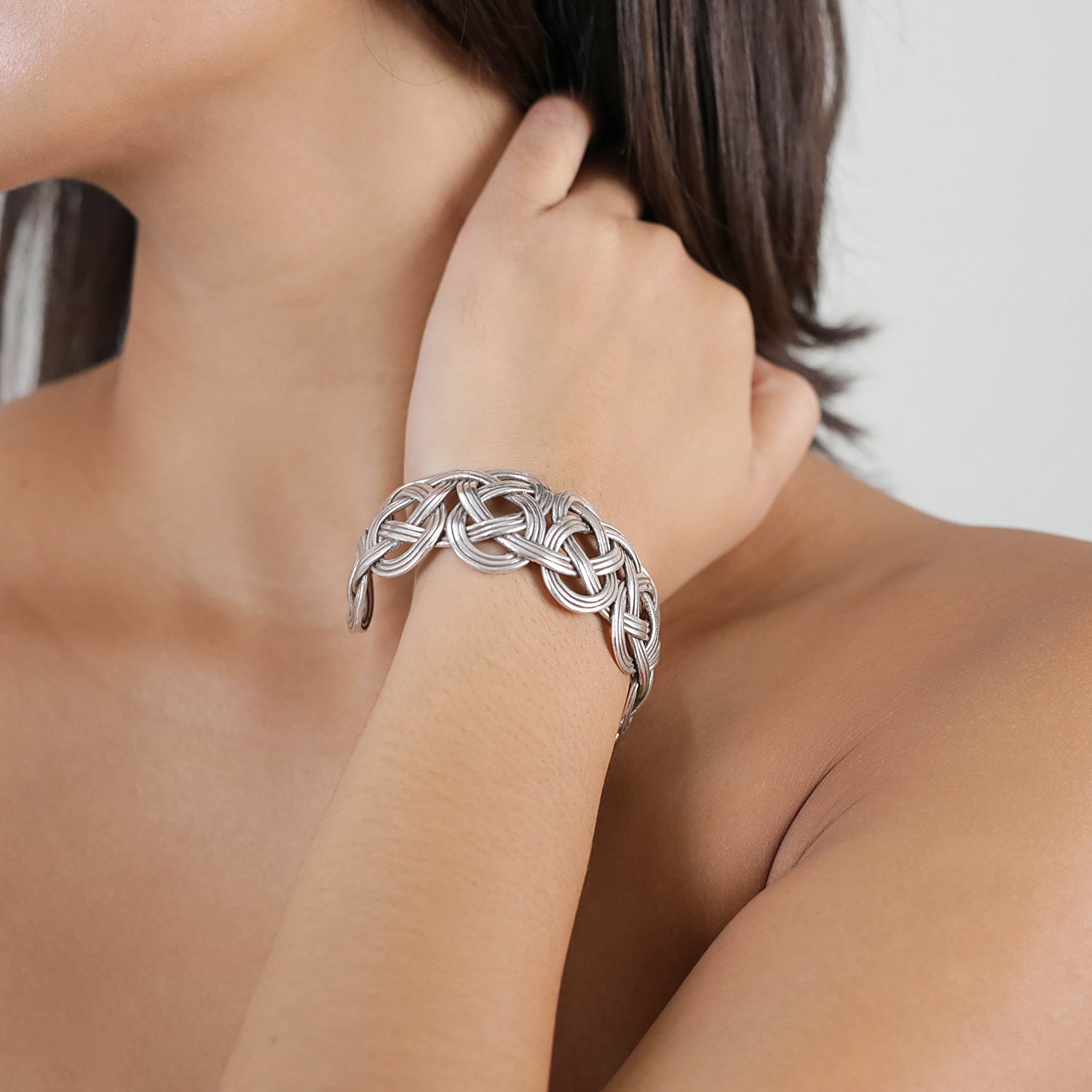 Shinomoki - Silvered Rigid Bracelet - Ori Tao