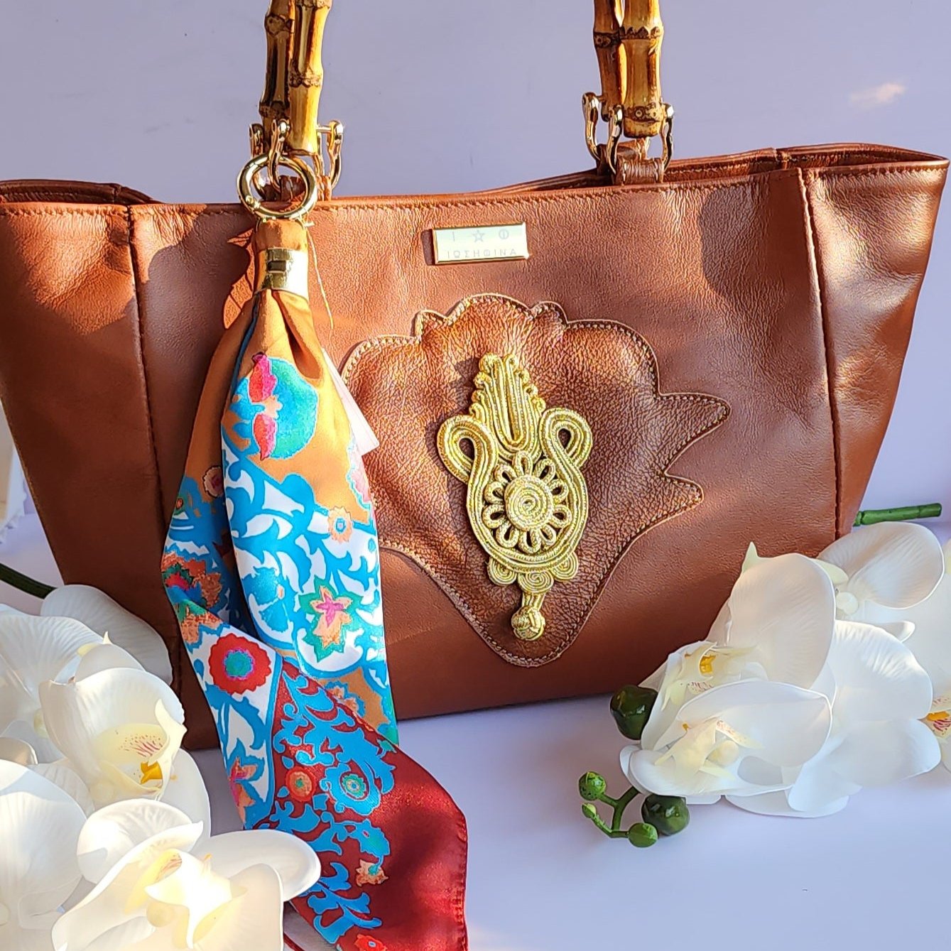 Kassiani Handbag in Brown