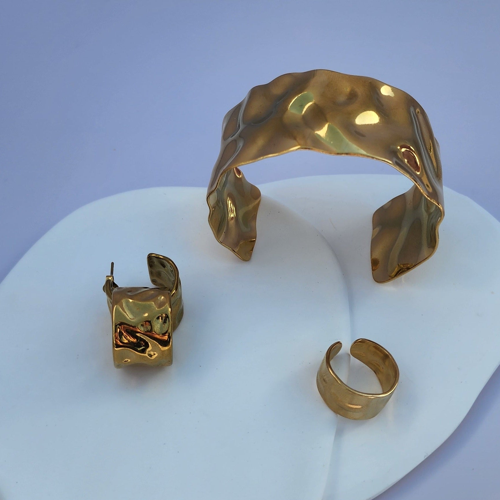 Pathos Jewellery - Aphrodite Earrings - Gold