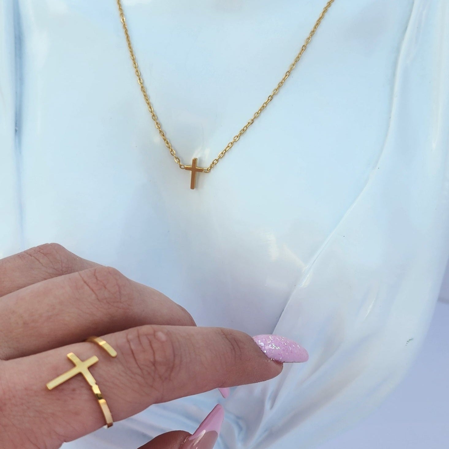 Pathos Jewellery - Agapi Necklace Gold
