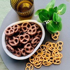Chocamama Milk Chocolate Pretzels
