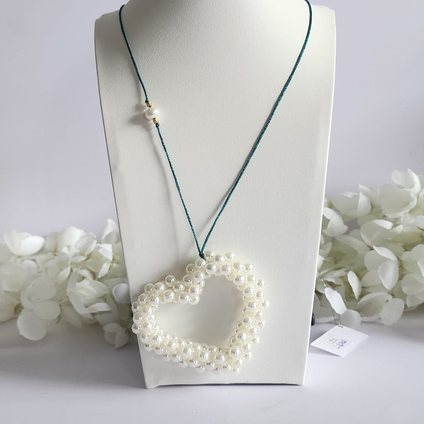 Necklace Pearl Heart - Long - Handmade in Greece