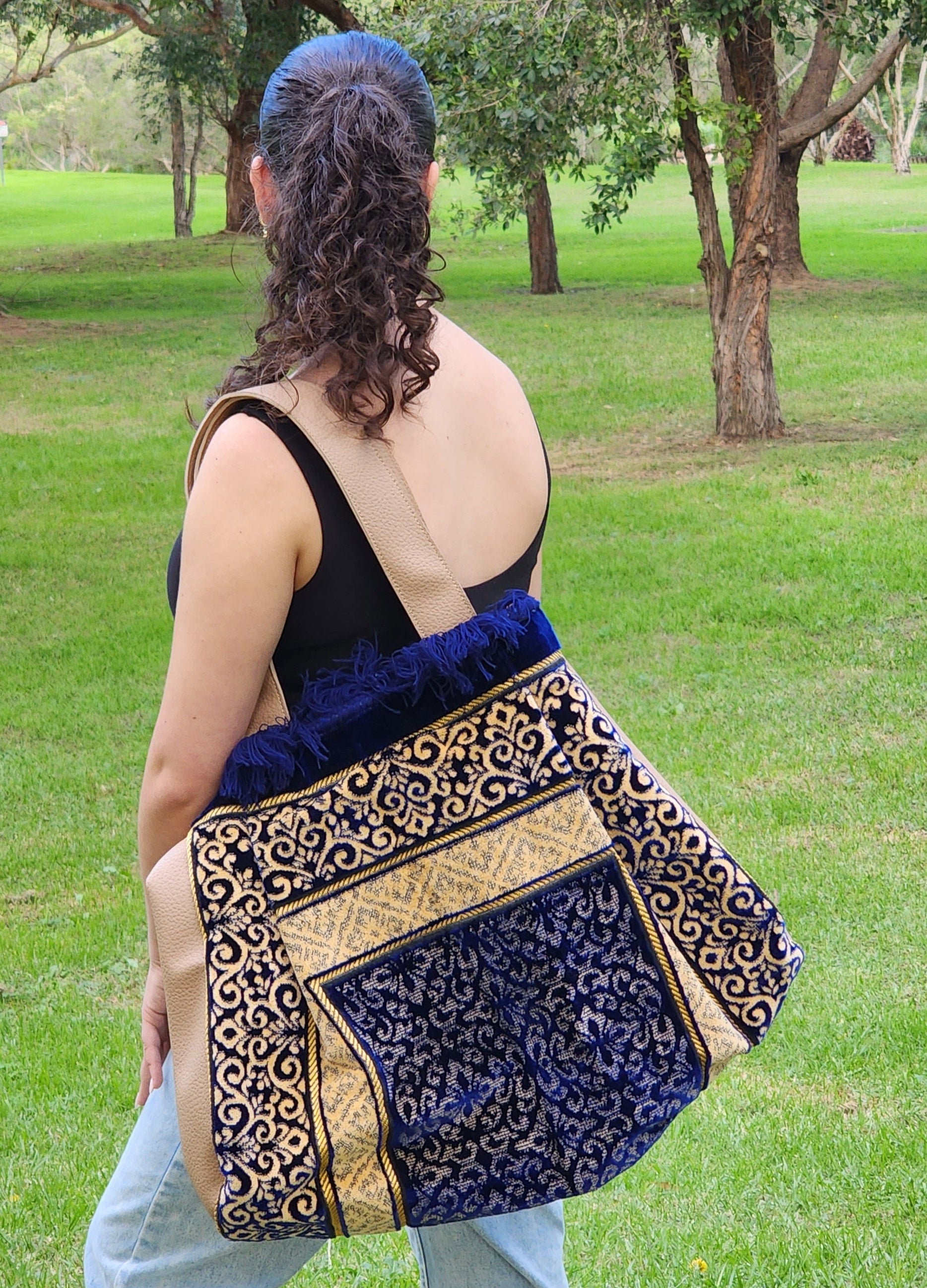 Luxe Velvet Carryall - Iosifina Stars