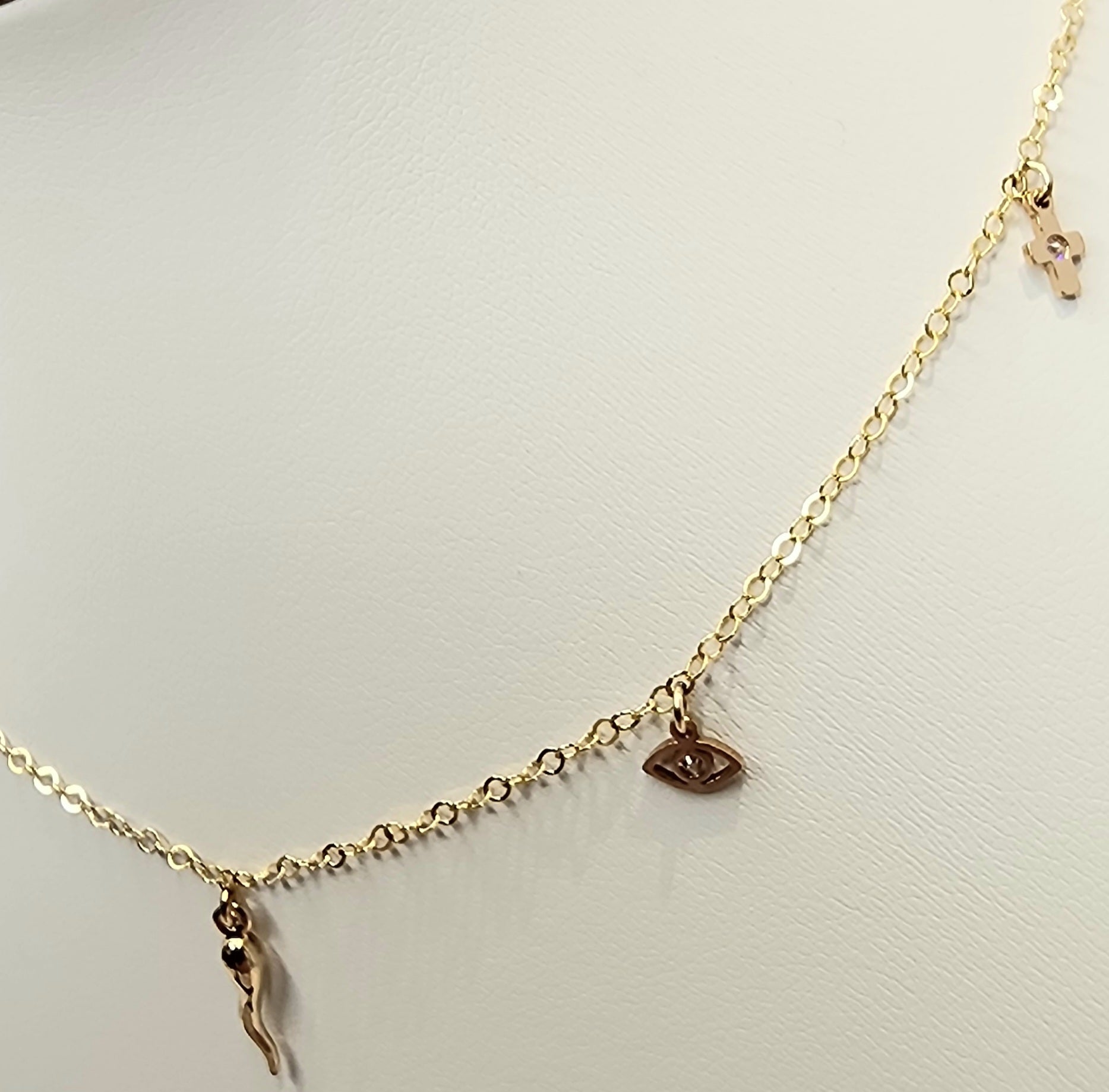 Faith and Protection Necklace - Destino The Label