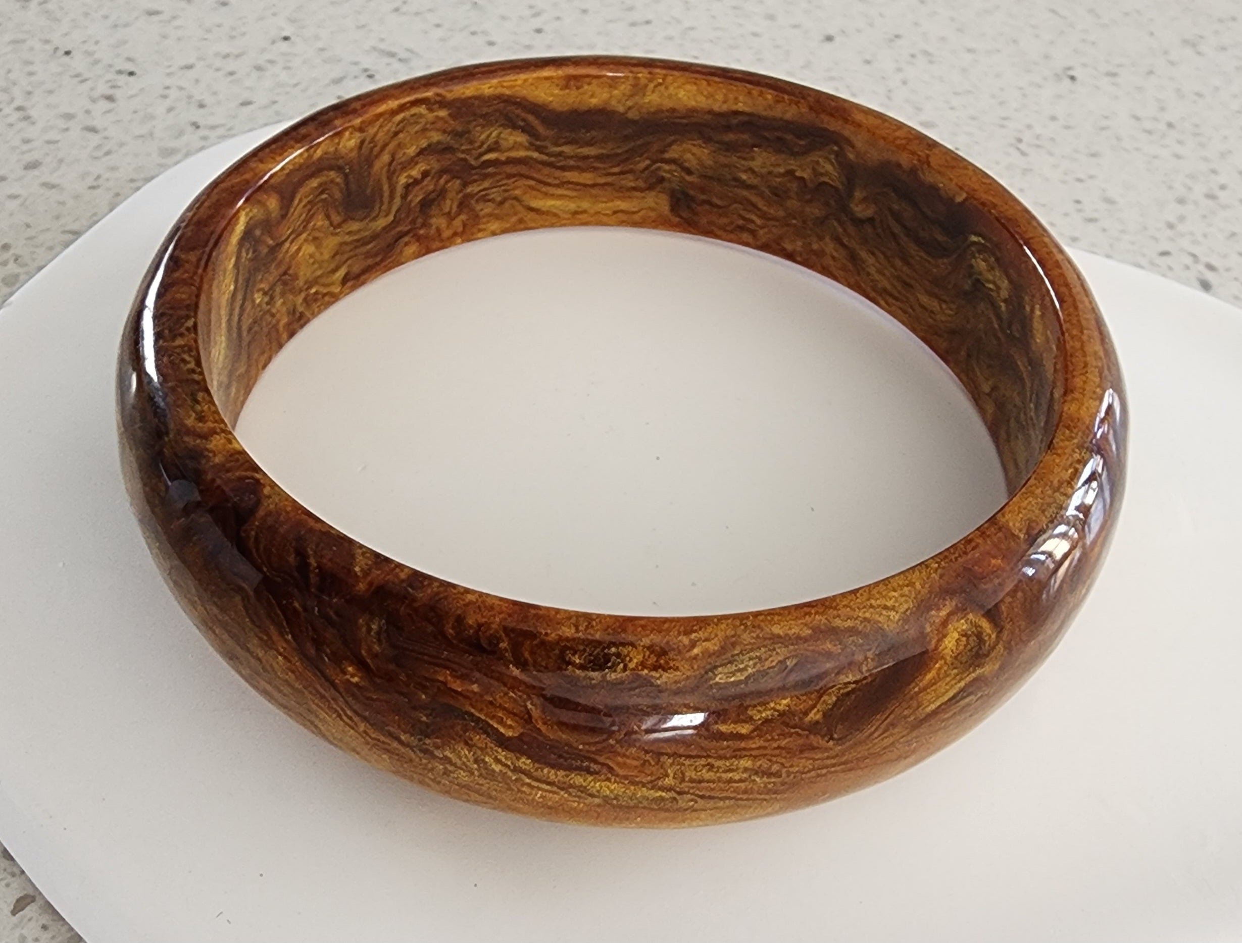 MEEA Resin Bangle - AMBER