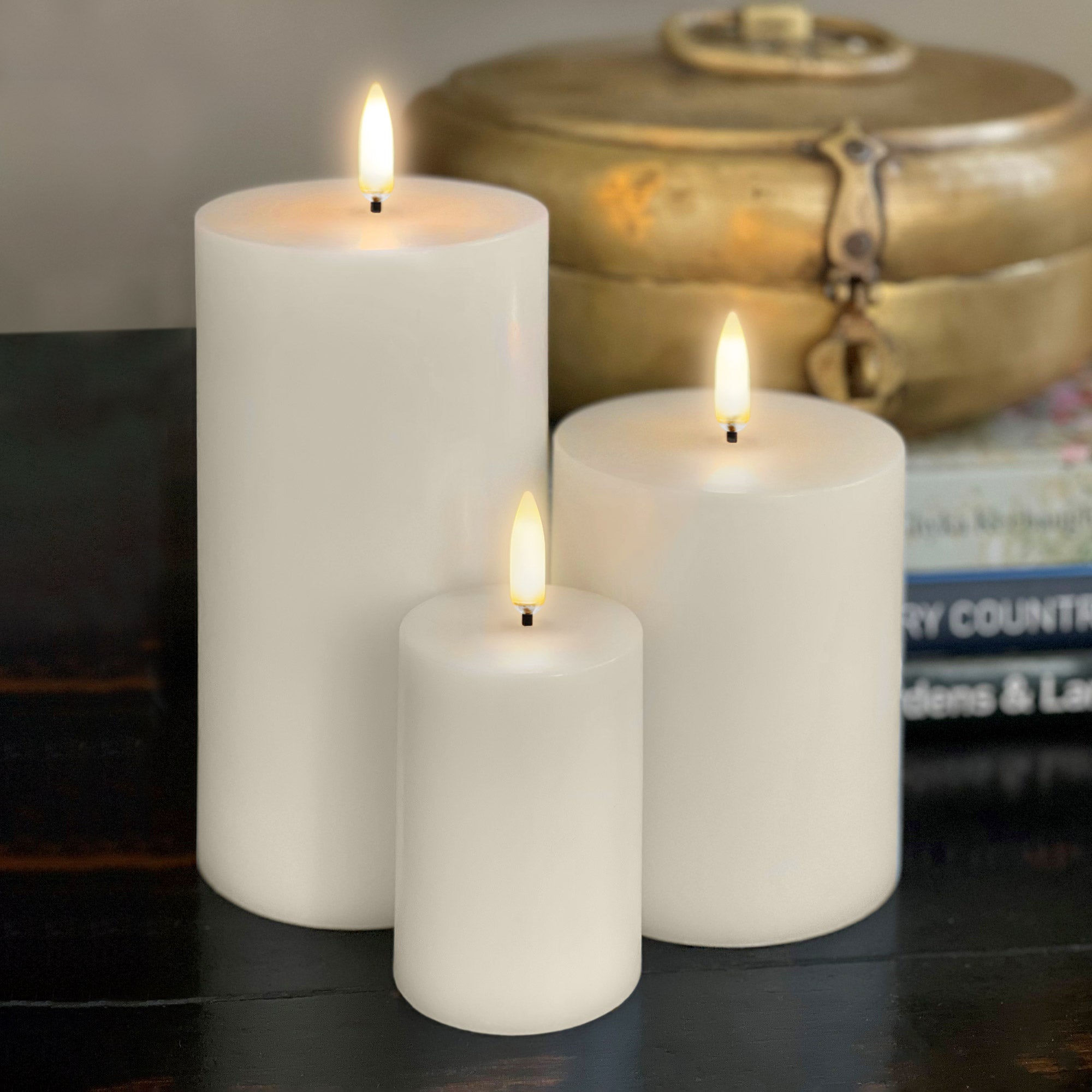 UYUNI Lighting Tall Wide Pillar, Classic Ivory, Smooth Wax Flameless Candle, 10.1cm x 20.3cm (4.0" x 8")