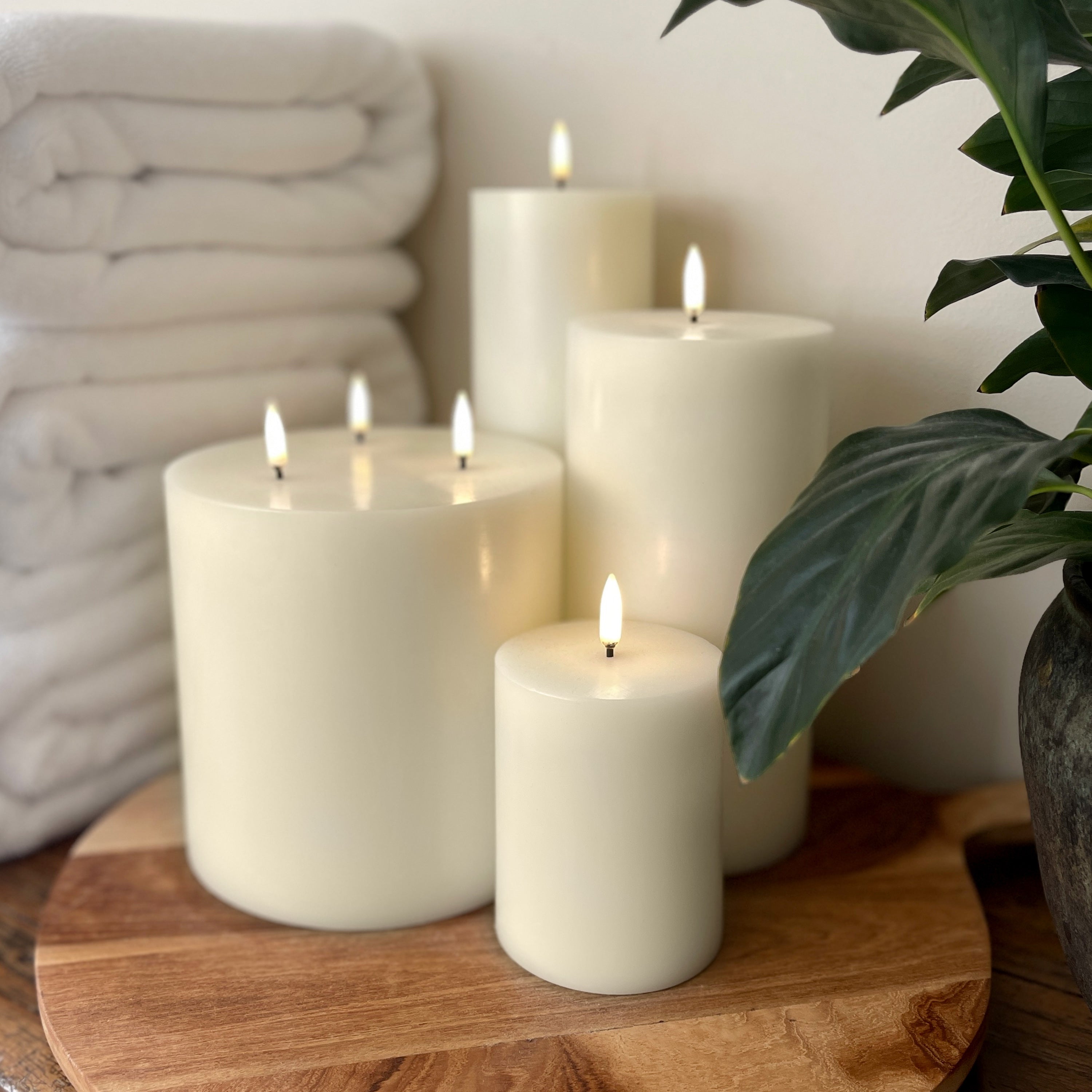 UYUNI Lighting Triple Wick Extra Wide Pillar, Classic Ivory, Smooth Wax Flameless Candle, 15.2cm x 15.2cm (6.0" x 6")