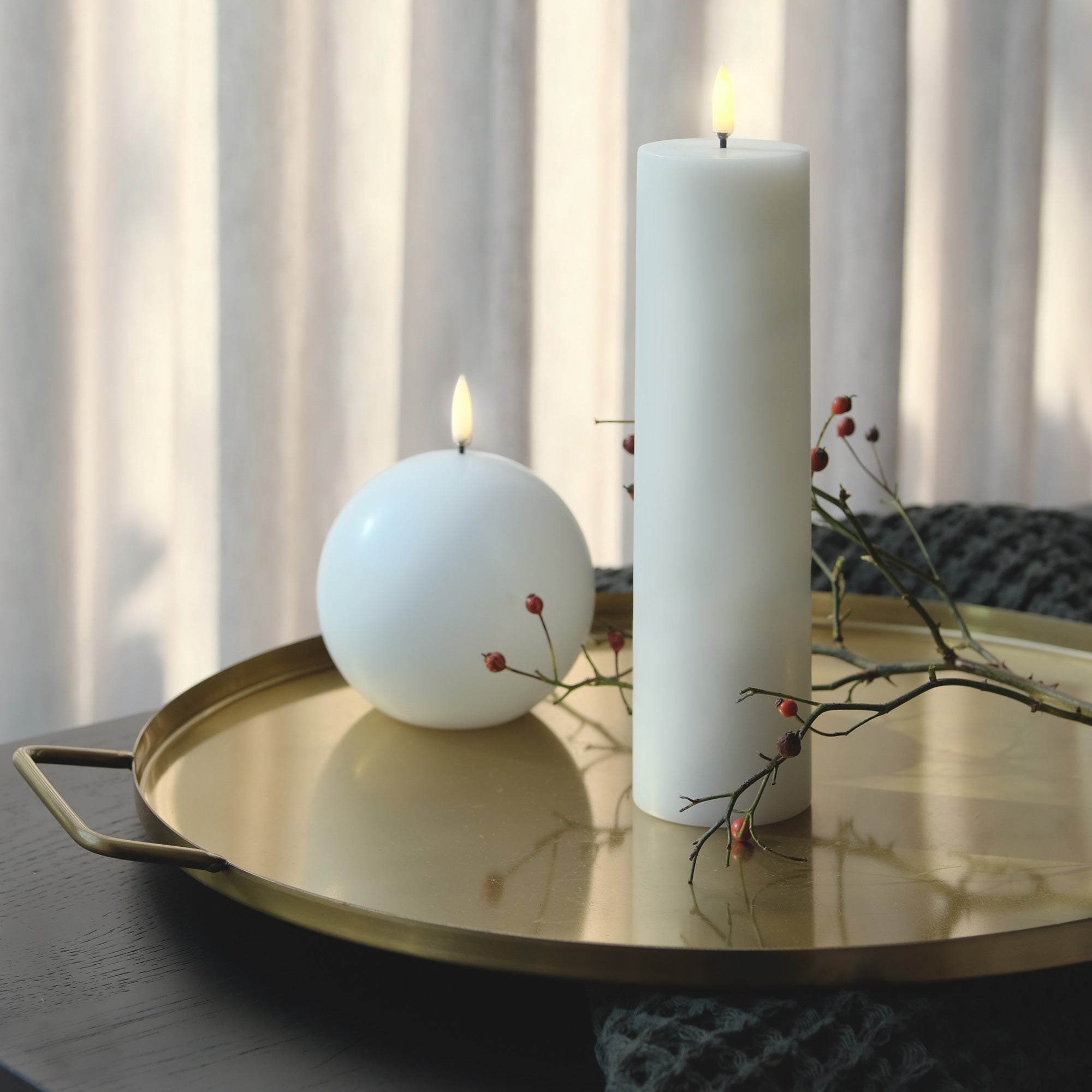 NEW UYUNI Lighting The Orb, Nordic White Round Candle, Smooth Wax Flameless Candle, 10.0cm (3.9")